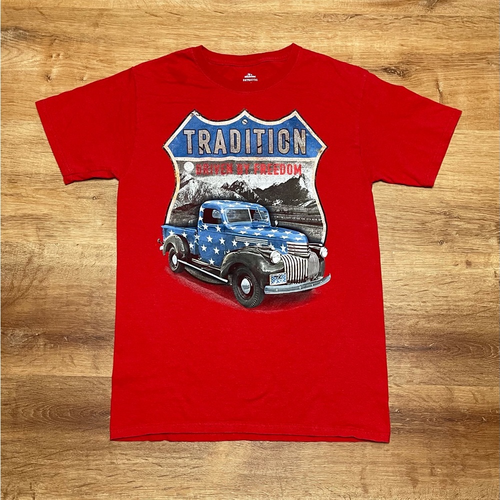 Graphic tee‎ - Picture 2 of 4